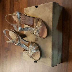 Born Maybelle Womens 9 Heels 👠😍 NIB